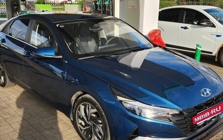 Hyundai Elantra, 2023 год, 2 200 000 рублей, 9 фотография