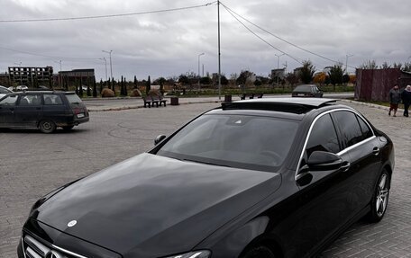 Mercedes-Benz E-Класс, 2016 год, 2 680 000 рублей, 2 фотография