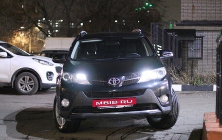 Toyota RAV4, 2014 год, 2 100 000 рублей, 2 фотография