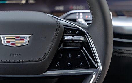 Cadillac Escalade V, 2024 год, 19 490 000 рублей, 20 фотография