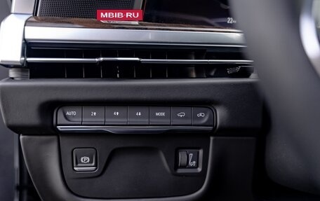 Cadillac Escalade V, 2024 год, 19 490 000 рублей, 27 фотография