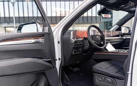 Cadillac Escalade V, 2024 год, 19 490 000 рублей, 29 фотография