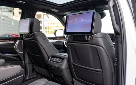 Cadillac Escalade V, 2024 год, 19 490 000 рублей, 36 фотография