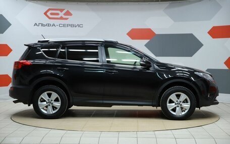 Toyota RAV4, 2015 год, 1 950 000 рублей, 4 фотография