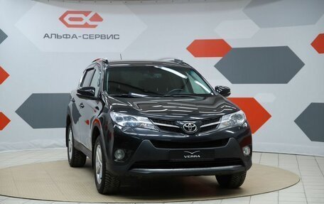 Toyota RAV4, 2015 год, 1 950 000 рублей, 3 фотография