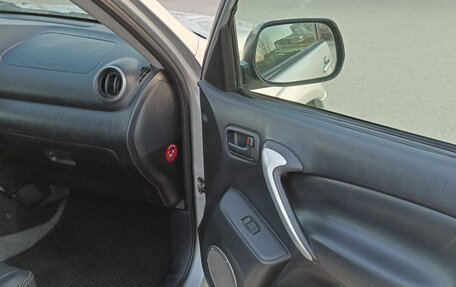 Toyota RAV4, 2004 год, 850 000 рублей, 10 фотография