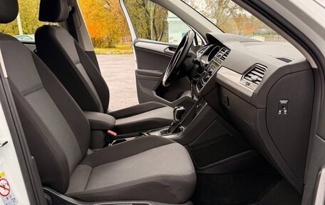 Volkswagen Tiguan II, 2021 год, 2 100 000 рублей, 6 фотография