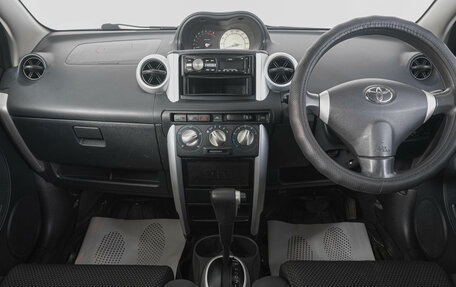 Toyota Ist II, 2003 год, 569 000 рублей, 13 фотография