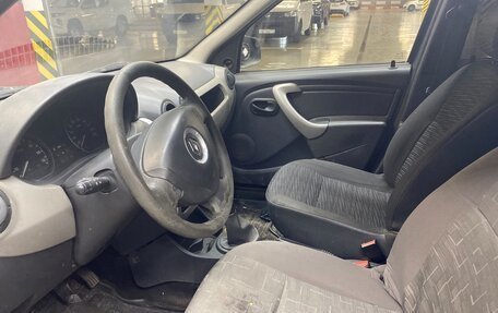 Renault Logan I, 2010 год, 280 000 рублей, 10 фотография