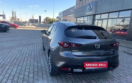 Mazda 3, 2025 год, 5 850 000 рублей, 17 фотография