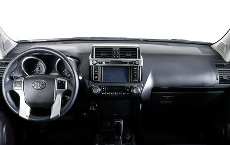 Toyota Land Cruiser Prado 150 рестайлинг 2, 2016 год, 4 190 000 рублей, 12 фотография