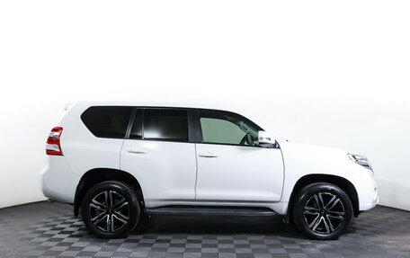 Toyota Land Cruiser Prado 150 рестайлинг 2, 2016 год, 4 190 000 рублей, 4 фотография