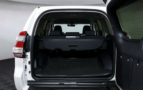 Toyota Land Cruiser Prado 150 рестайлинг 2, 2016 год, 4 190 000 рублей, 9 фотография