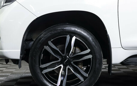 Toyota Land Cruiser Prado 150 рестайлинг 2, 2016 год, 4 190 000 рублей, 22 фотография