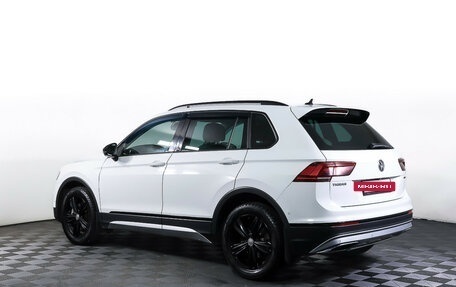 Volkswagen Tiguan II, 2019 год, 2 490 000 рублей, 7 фотография