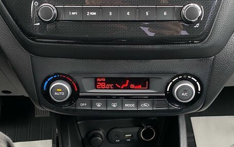 KIA Rio III рестайлинг, 2016 год, 1 035 000 рублей, 24 фотография