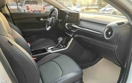 KIA K3, 2021 год, 1 400 000 рублей, 9 фотография