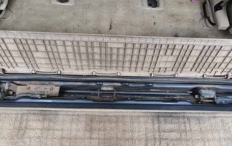 Toyota Land Cruiser 100 рестайлинг 2, 2004 год, 1 150 000 рублей, 5 фотография