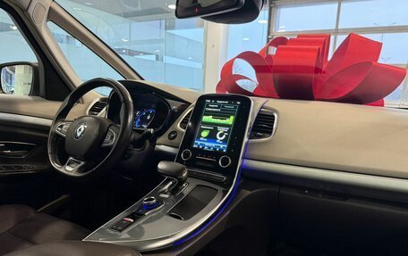 Renault Espace V рестайлинг, 2016 год, 1 597 000 рублей, 9 фотография