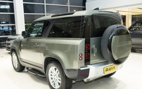 Land Rover Defender II, 2025 год, 10 050 000 рублей, 5 фотография
