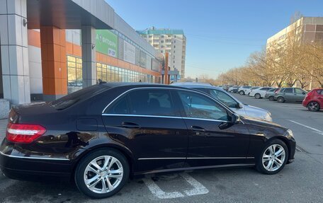 Mercedes-Benz E-Класс, 2011 год, 1 600 000 рублей, 6 фотография