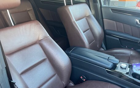 Mercedes-Benz E-Класс, 2011 год, 1 600 000 рублей, 14 фотография