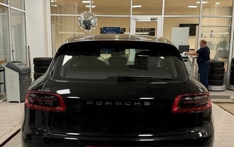 Porsche Macan I рестайлинг, 2018 год, 3 390 000 рублей, 5 фотография