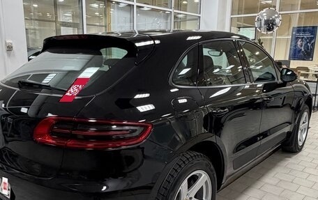 Porsche Macan I рестайлинг, 2018 год, 3 390 000 рублей, 6 фотография