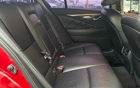 Infiniti Q50 I рестайлинг, 2014 год, 1 600 000 рублей, 18 фотография