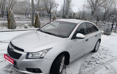 Chevrolet Cruze II, 2010 год, 800 000 рублей, 2 фотография
