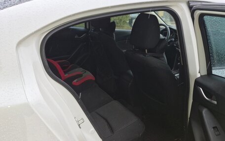 Mazda 3, 2014 год, 1 075 000 рублей, 14 фотография