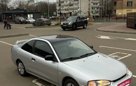 Mitsubishi Mirage VI рестайлинг, 2001 год, 210 000 рублей, 2 фотография