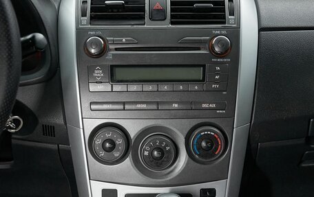 Toyota Corolla, 2011 год, 999 000 рублей, 10 фотография