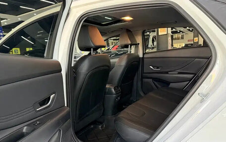 Hyundai Elantra, 2022 год, 1 430 000 рублей, 5 фотография