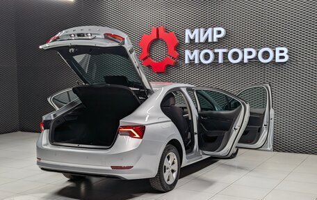 Skoda Octavia IV, 2021 год, 2 300 000 рублей, 9 фотография