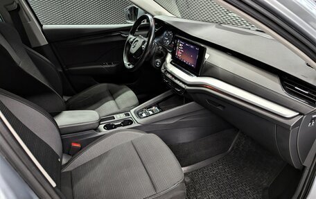 Skoda Octavia IV, 2021 год, 2 300 000 рублей, 19 фотография