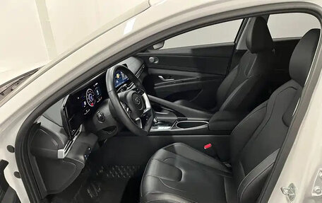 Hyundai Elantra, 2022 год, 1 400 000 рублей, 11 фотография