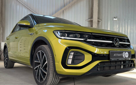 Volkswagen T-Roc I, 2023 год, 3 150 000 рублей, 10 фотография