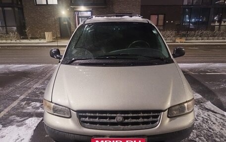 Chrysler Voyager III, 2000 год, 365 000 рублей, 12 фотография