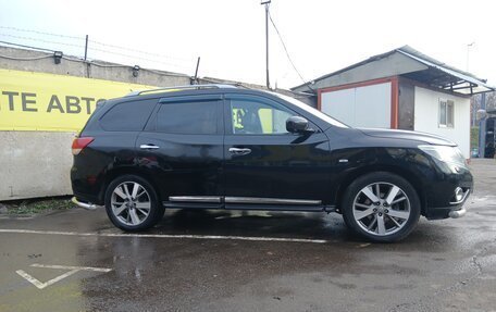 Nissan Pathfinder, 2014 год, 2 500 000 рублей, 24 фотография