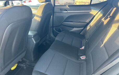 Hyundai Elantra VI рестайлинг, 2017 год, 1 360 000 рублей, 7 фотография