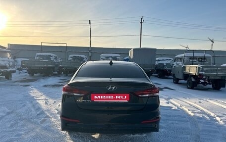 Hyundai Elantra VI рестайлинг, 2017 год, 1 360 000 рублей, 4 фотография