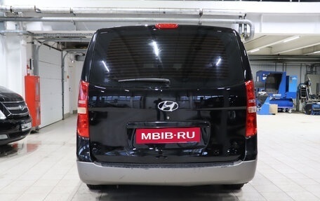 Hyundai H-1 II рестайлинг, 2010 год, 1 249 990 рублей, 6 фотография