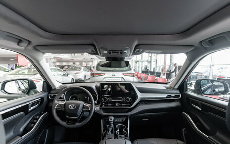 Toyota Highlander, 2025 год, 6 190 000 рублей, 12 фотография