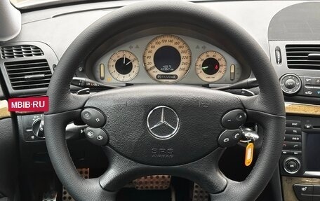 Mercedes-Benz E-Класс, 2008 год, 1 300 000 рублей, 12 фотография