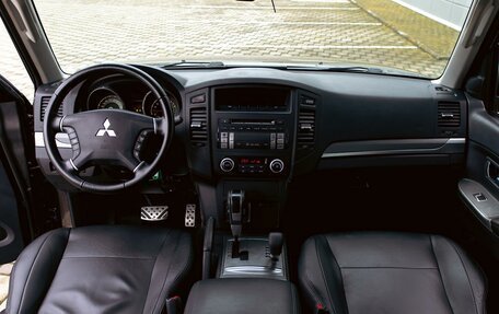 Mitsubishi Pajero IV, 2011 год, 1 695 000 рублей, 15 фотография