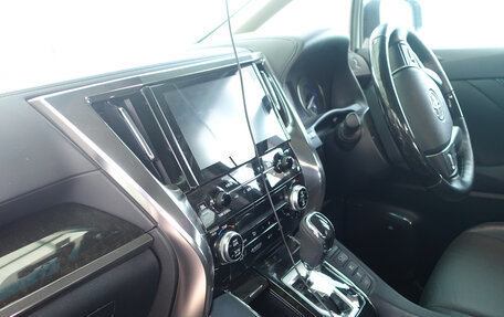 Toyota Alphard III, 2017 год, 3 750 000 рублей, 3 фотография