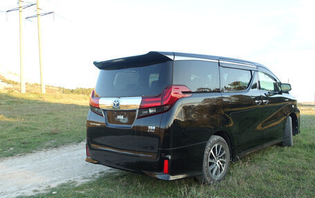 Toyota Alphard III, 2017 год, 3 750 000 рублей, 20 фотография