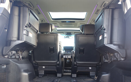 Toyota Alphard III, 2017 год, 3 750 000 рублей, 32 фотография