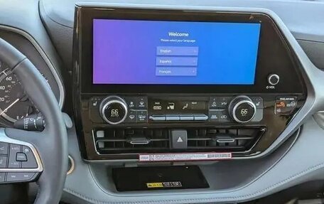 Toyota Highlander, 2025 год, 8 200 000 рублей, 9 фотография